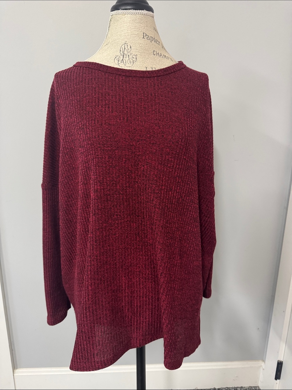 Women's Ribbed Knit Pullover Sweater - Burgundy